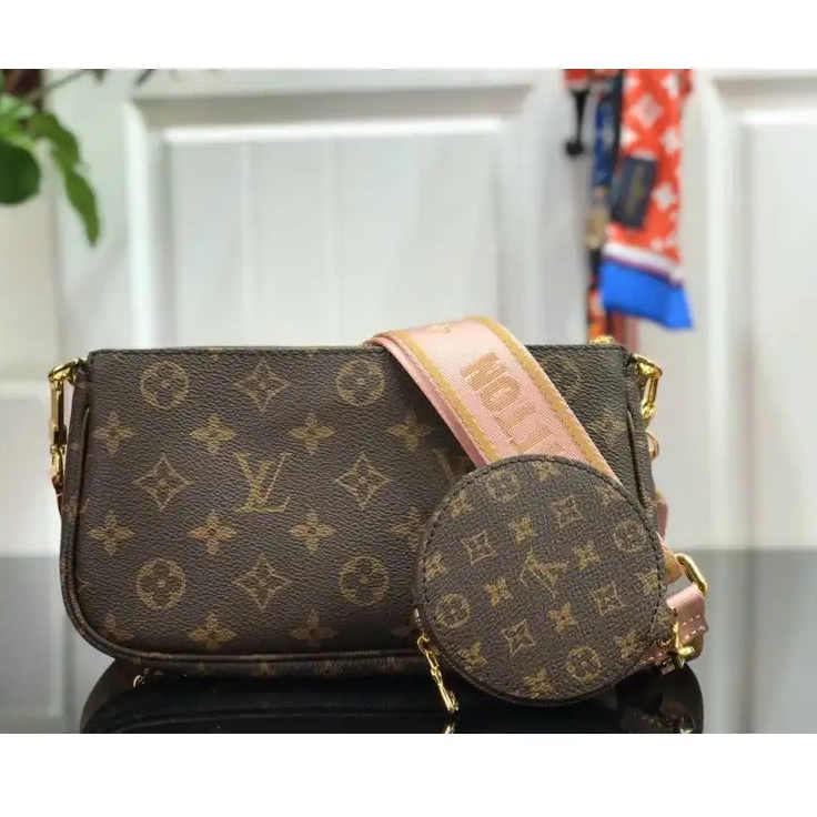 205FY0126 LV Bags 0716